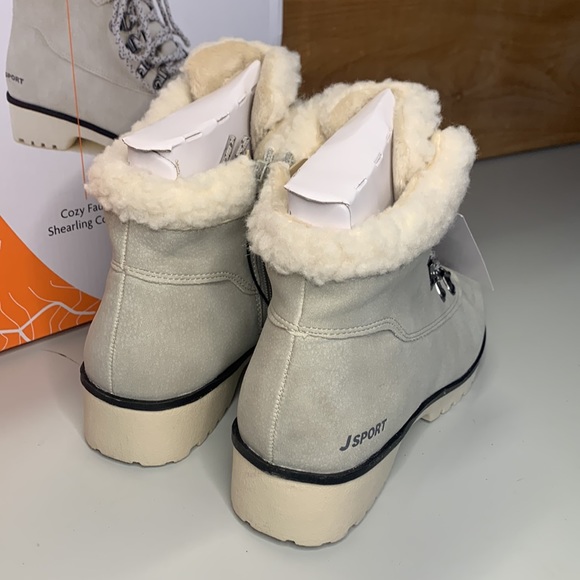 NIB Women’s JBU JSport Bluestone Winter Boots Stone White Memory Foam - Picture 3 of 5